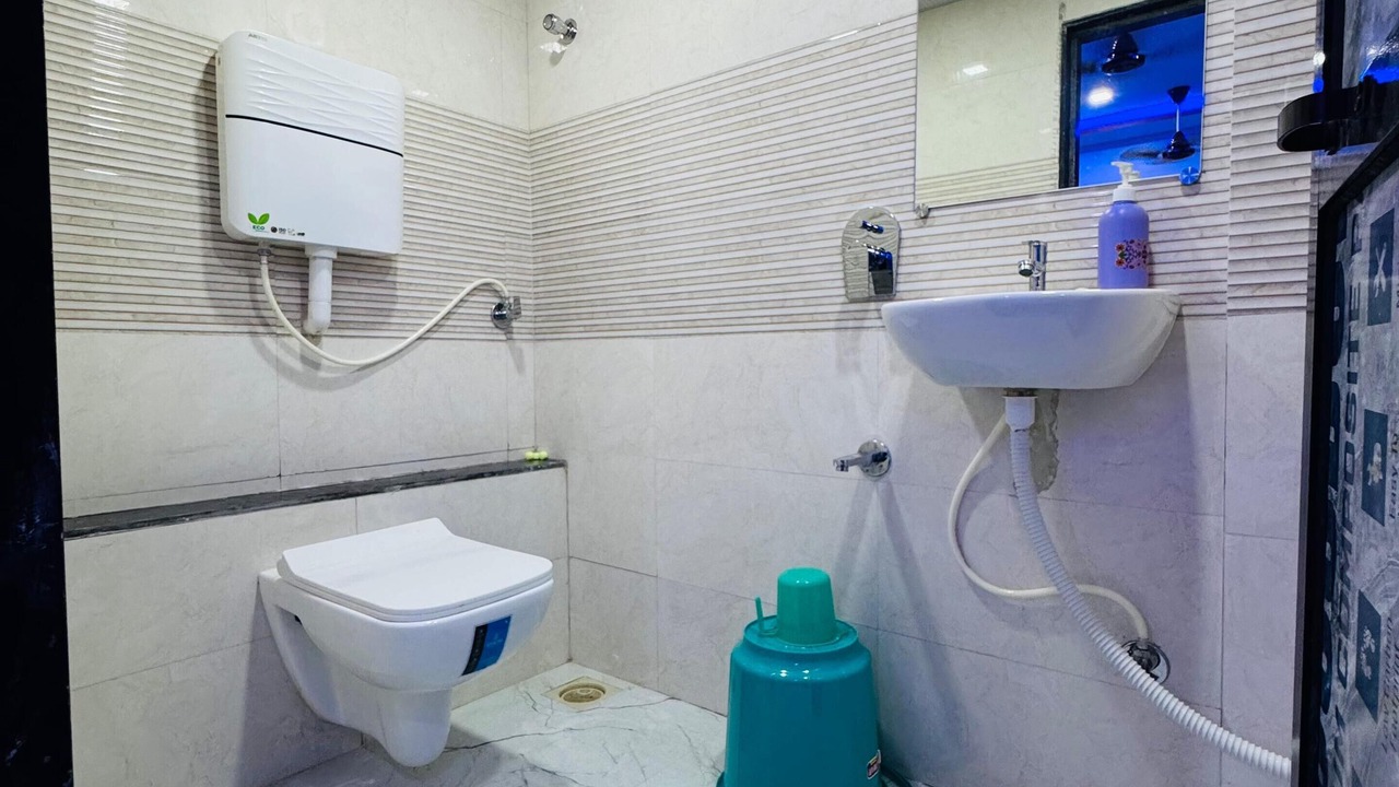 Photo of Bathroom in Airoli