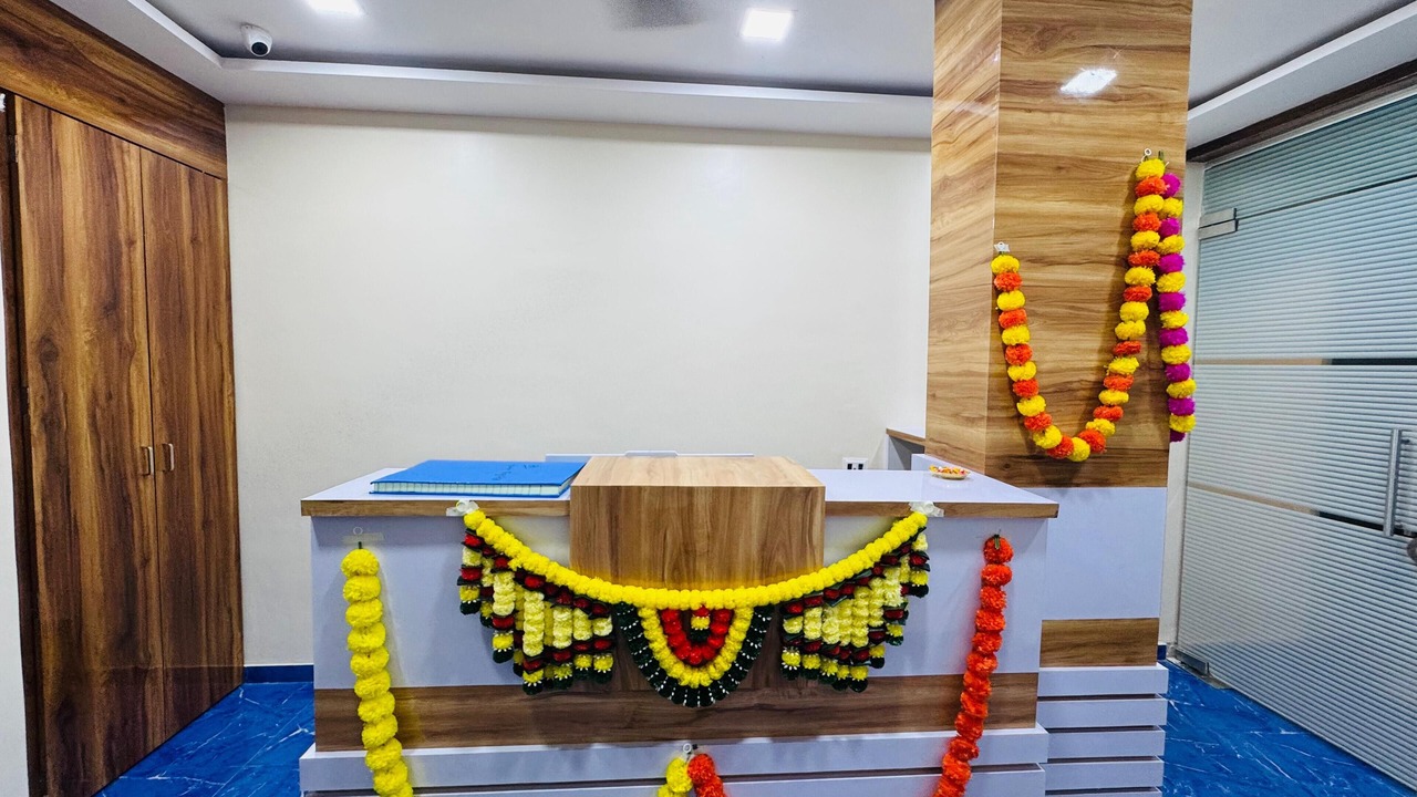 Photo of Others in Airoli