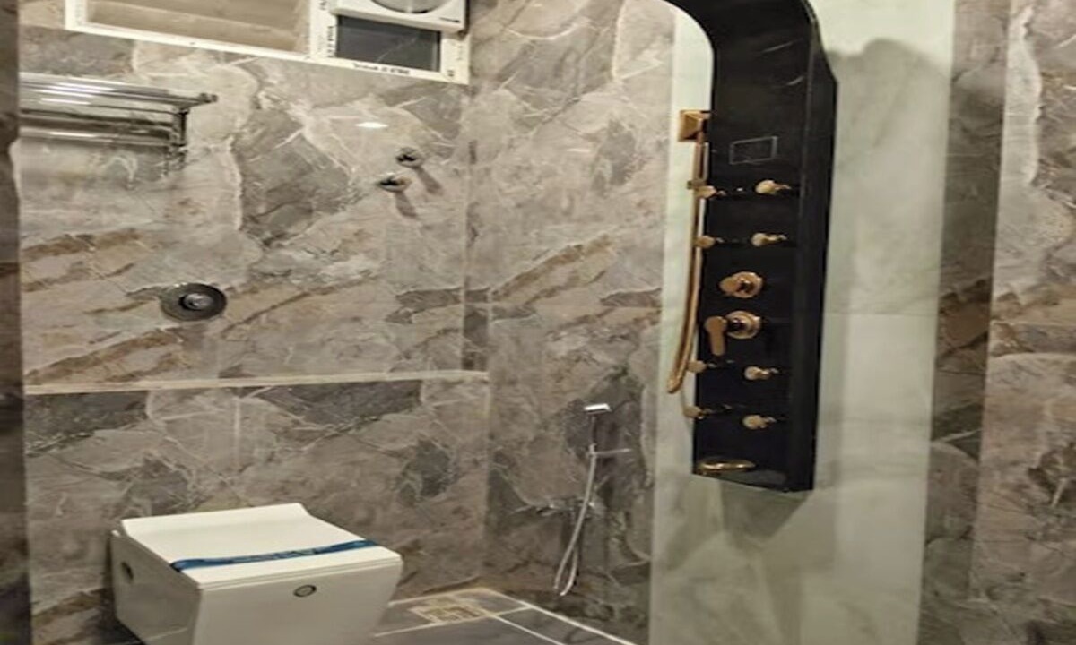 Photo of Bathroom in Tiruvannamalai