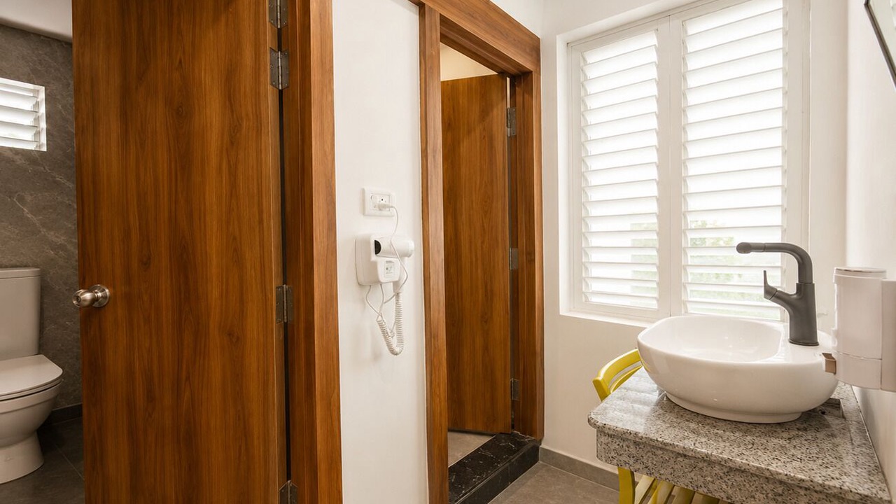 Photo of Bathroom in Tiruvannamalai