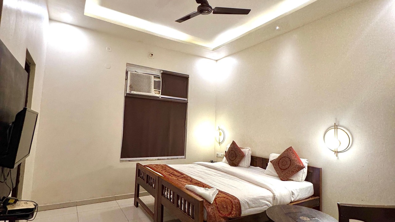 Photo of Bedroom in Varanasi