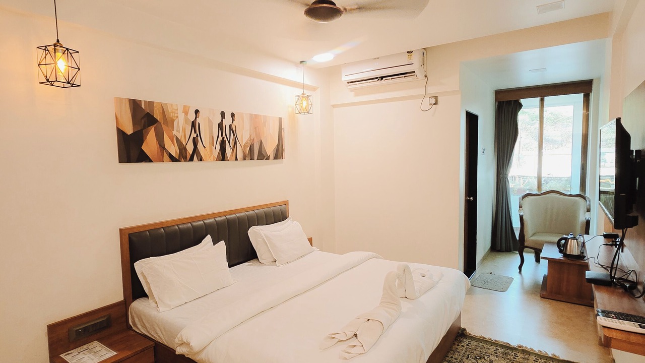 Photo of Bedroom in Khalapur