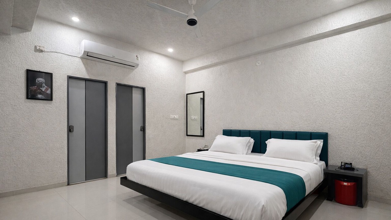Photo of Bedroom in Jabalpur