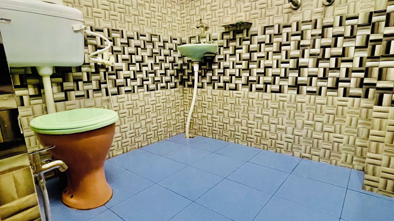 Photo of Bathroom in Varanasi