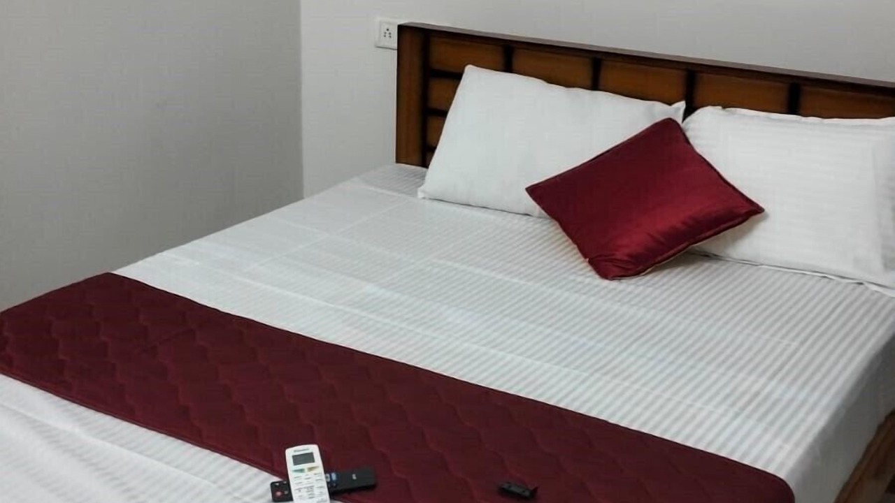 Photo of Bedroom in Manapakkam