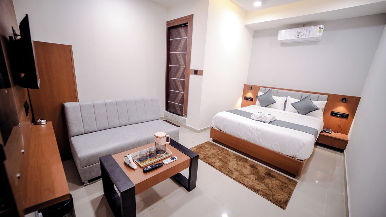 Photo of Bedroom in Navrangpura