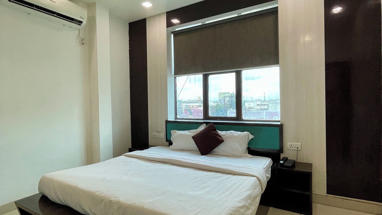 Photo of Bedroom in Bhopal