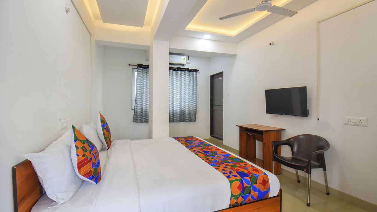 Photo of Bedroom in Hadapsar