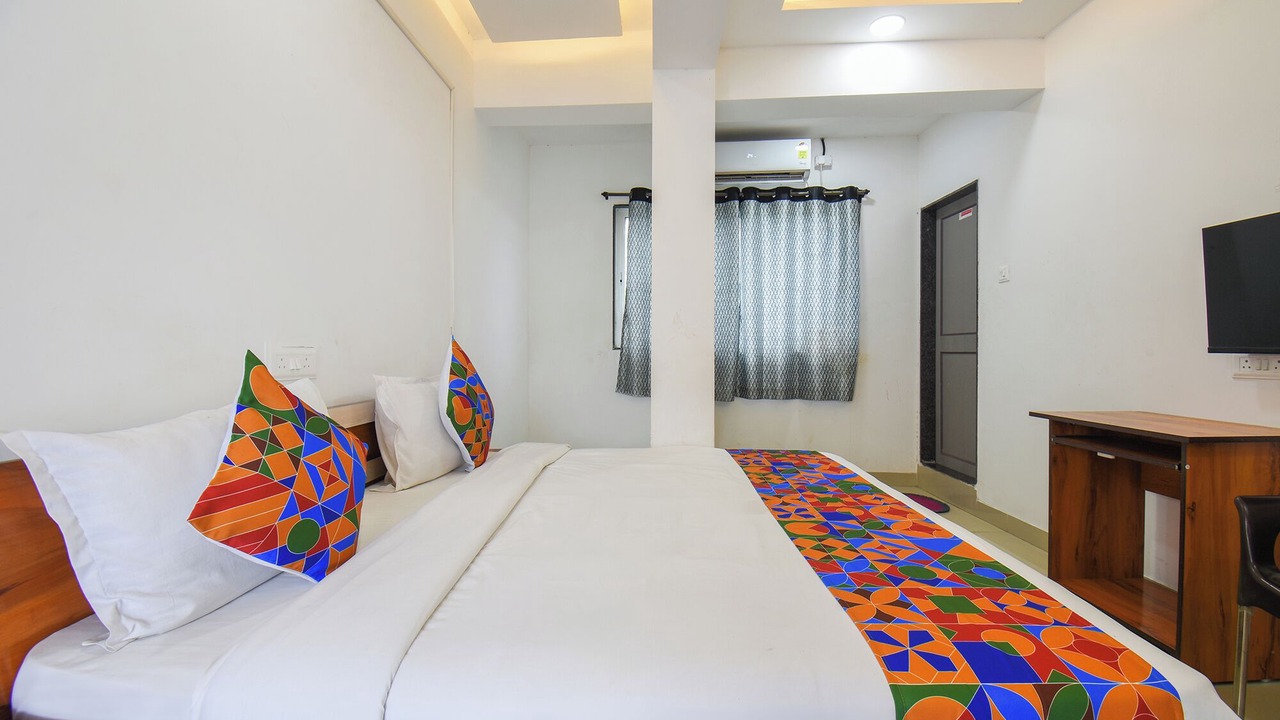 Photo of Bedroom in Hadapsar