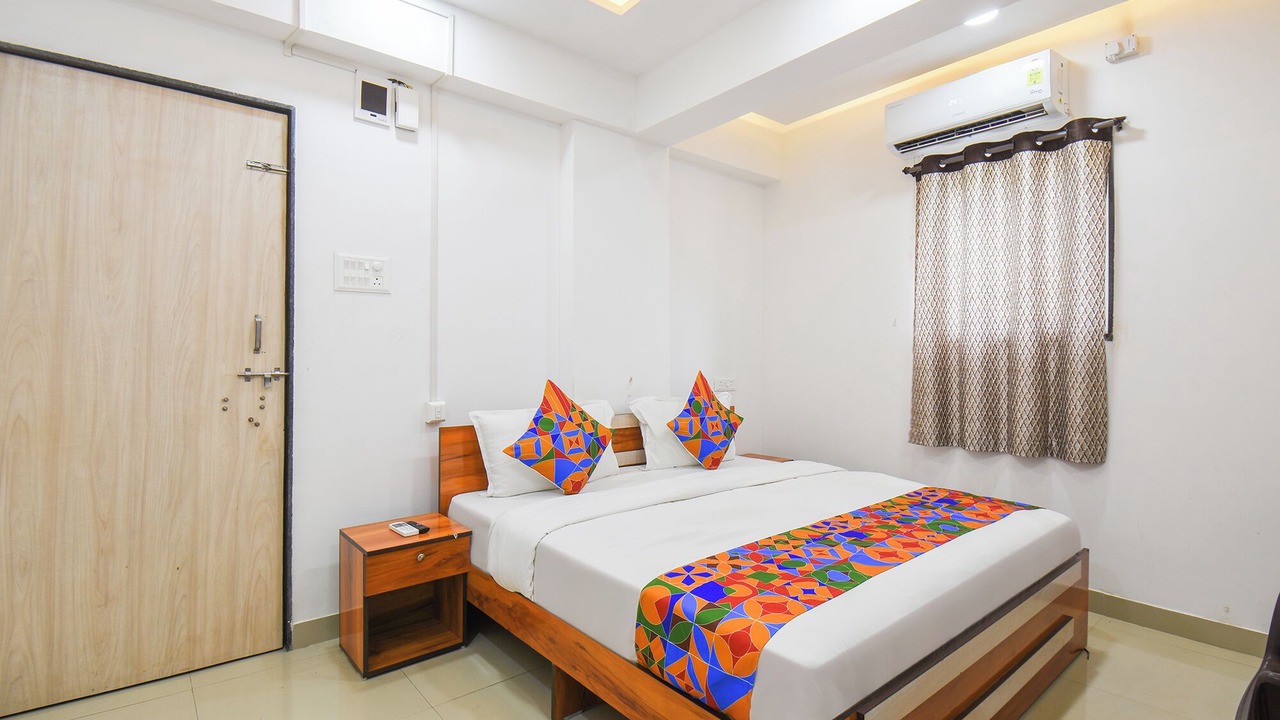 Photo of Bedroom in Hadapsar