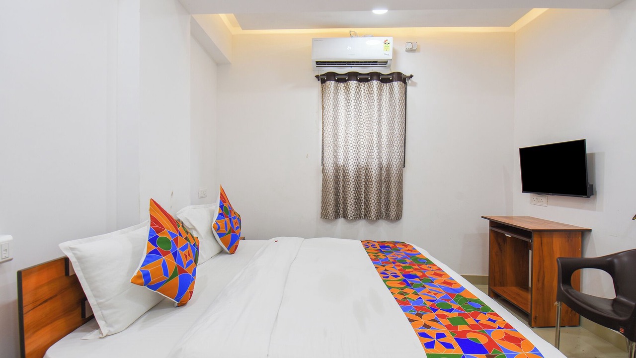 Photo of Bedroom in Hadapsar