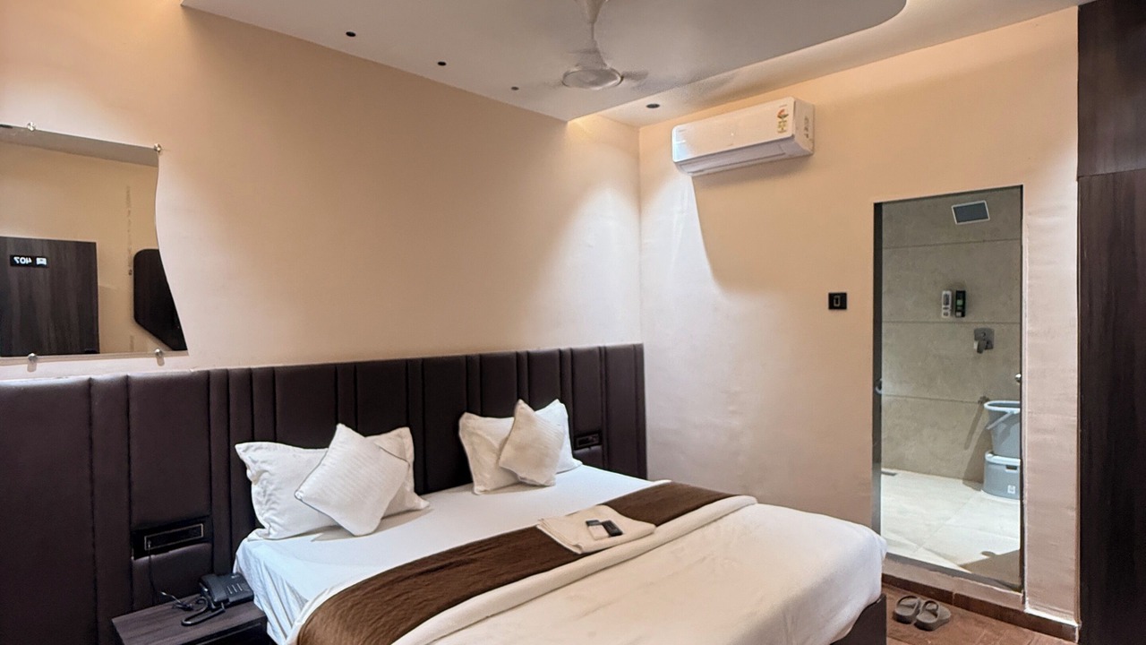 Photo of Bedroom in Udhna