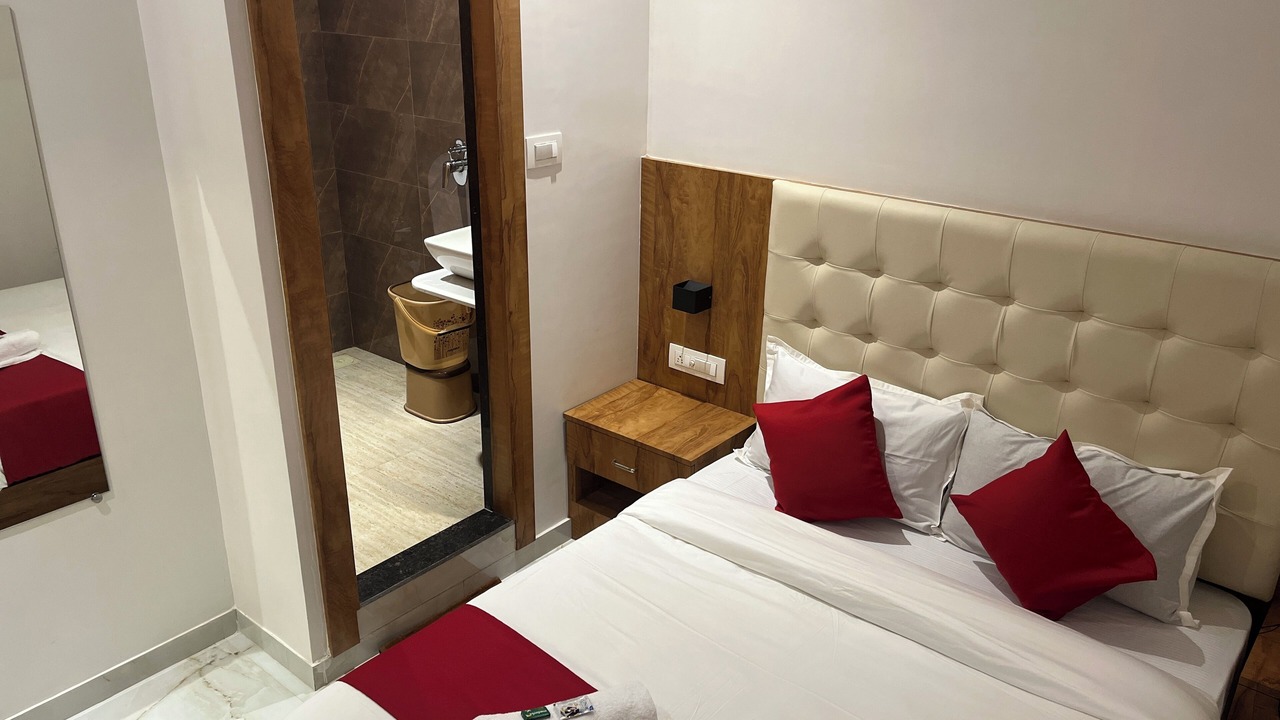 Photo of Bedroom in Girgaon