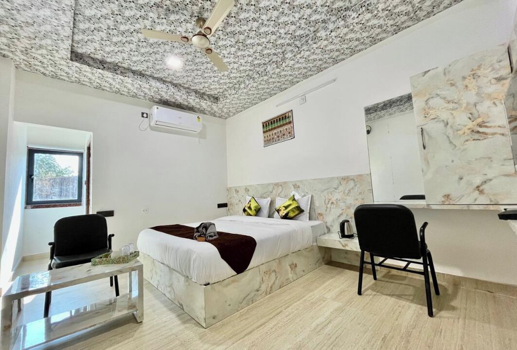 Photo of Bedroom in Abu Road