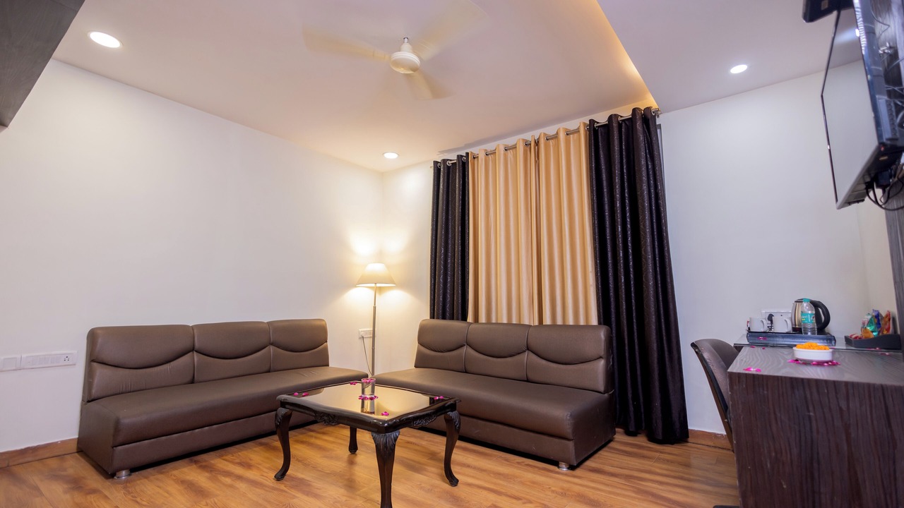 Photo of Bedroom in Lucknow