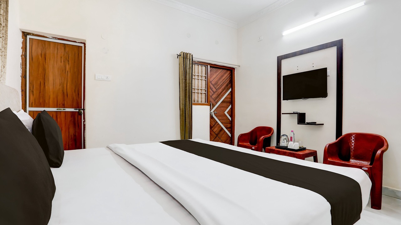 Photo of Bedroom in Jabalpur