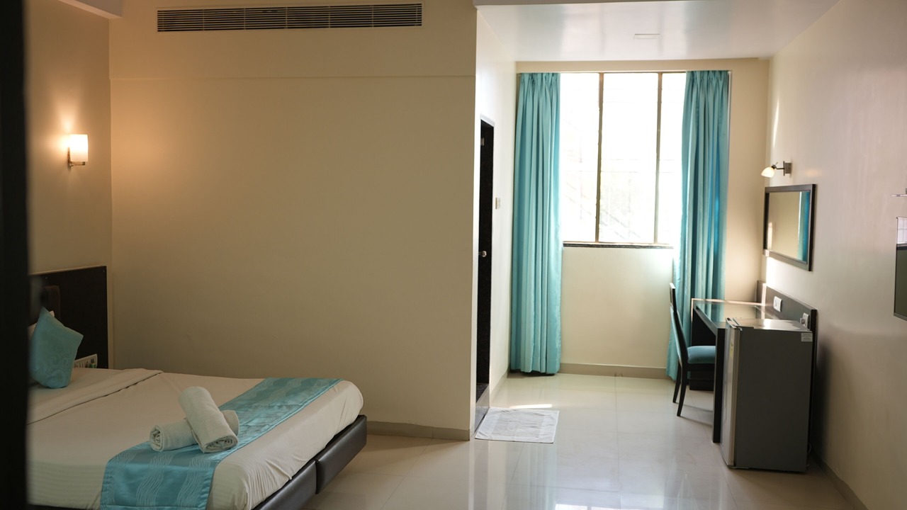 Photo of Bedroom in Vasai West