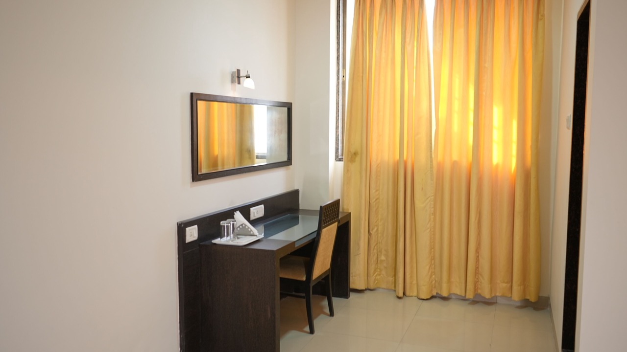 Photo of Bedroom in Vasai West
