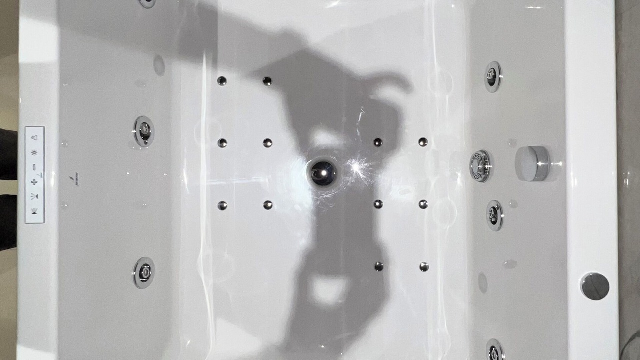 Photo of Bathroom in Pardi
