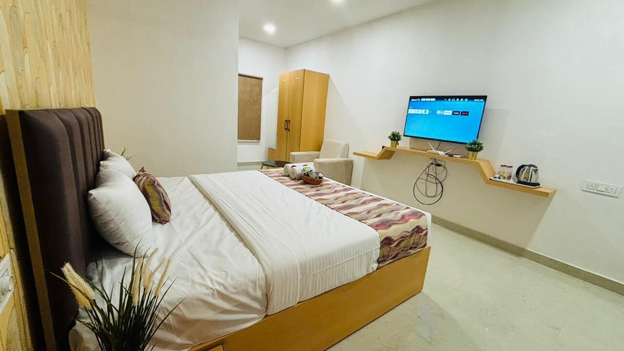 Photo of Bedroom in Shamshabad