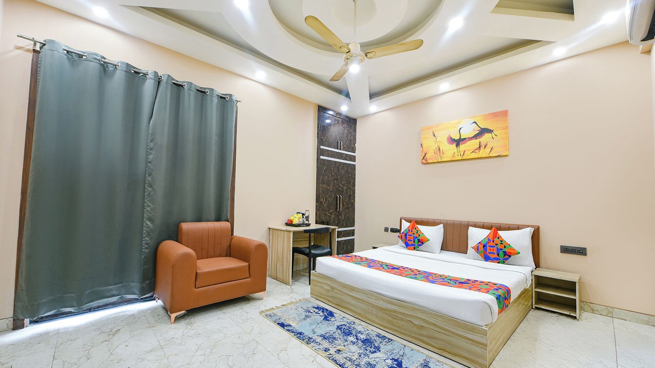 Photo of Bedroom in Sector 27
