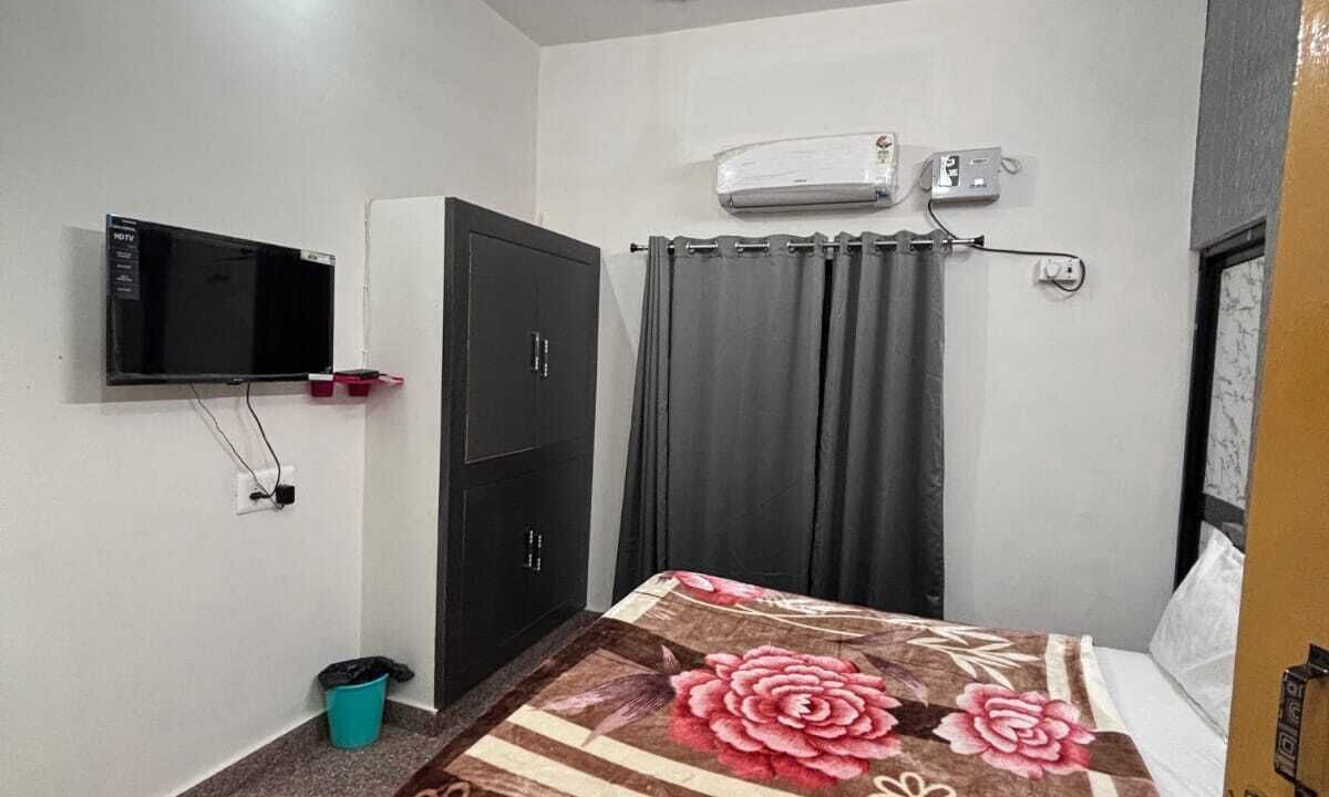 Photo of Bedroom in Faizabad