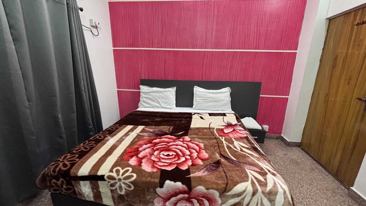 Photo of Bedroom in Faizabad