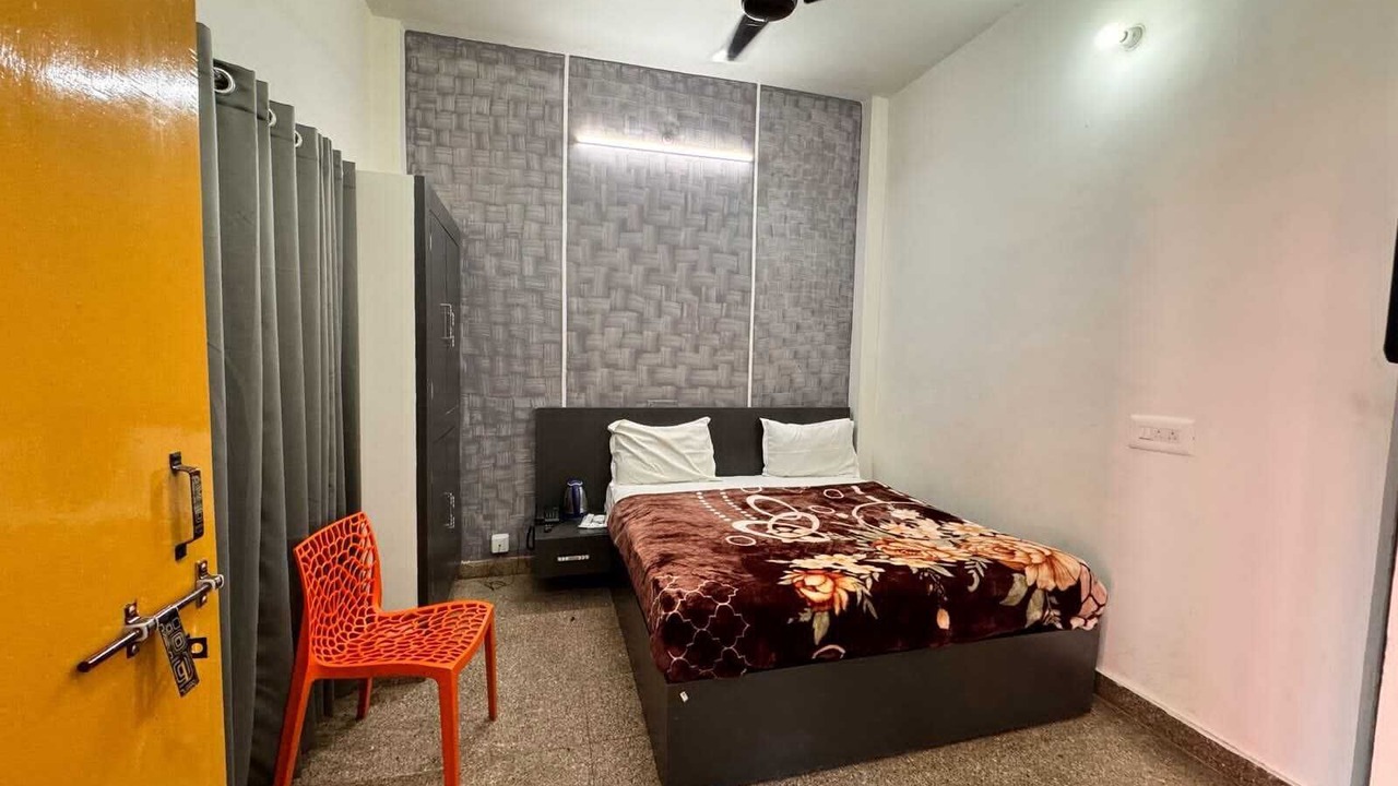 Photo of Bedroom in Faizabad