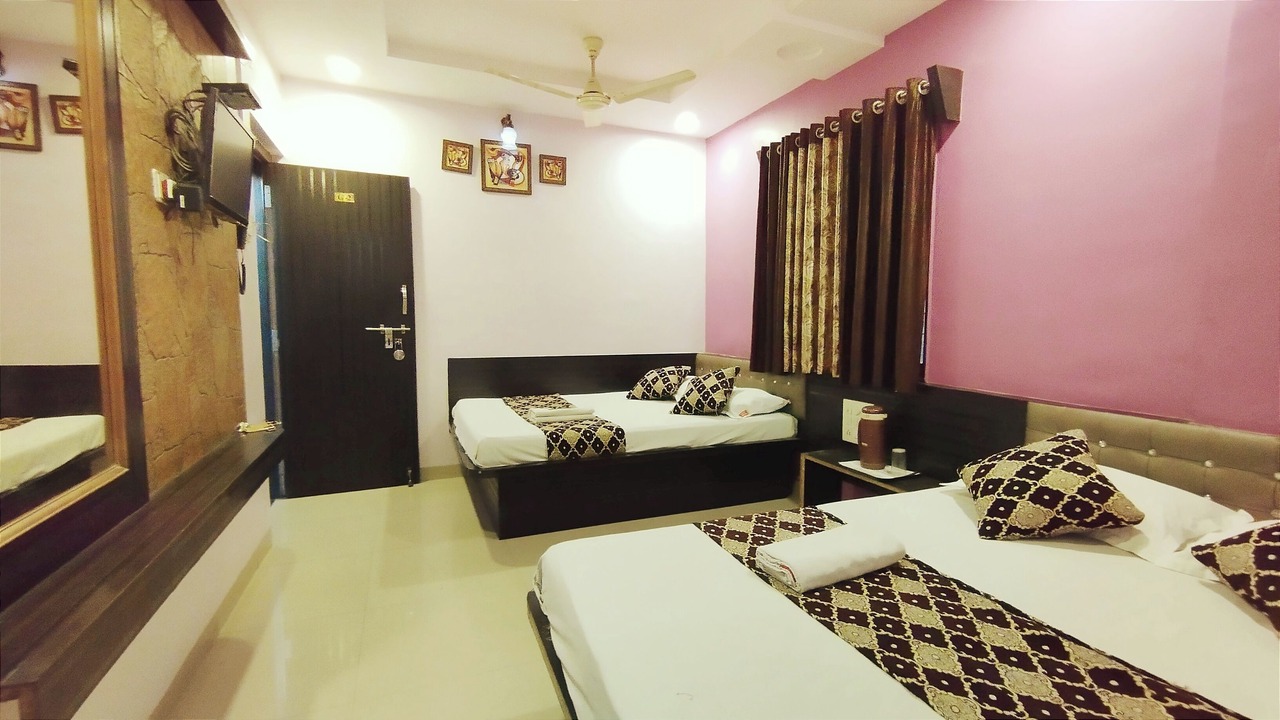 Photo of Bedroom in Shirdi