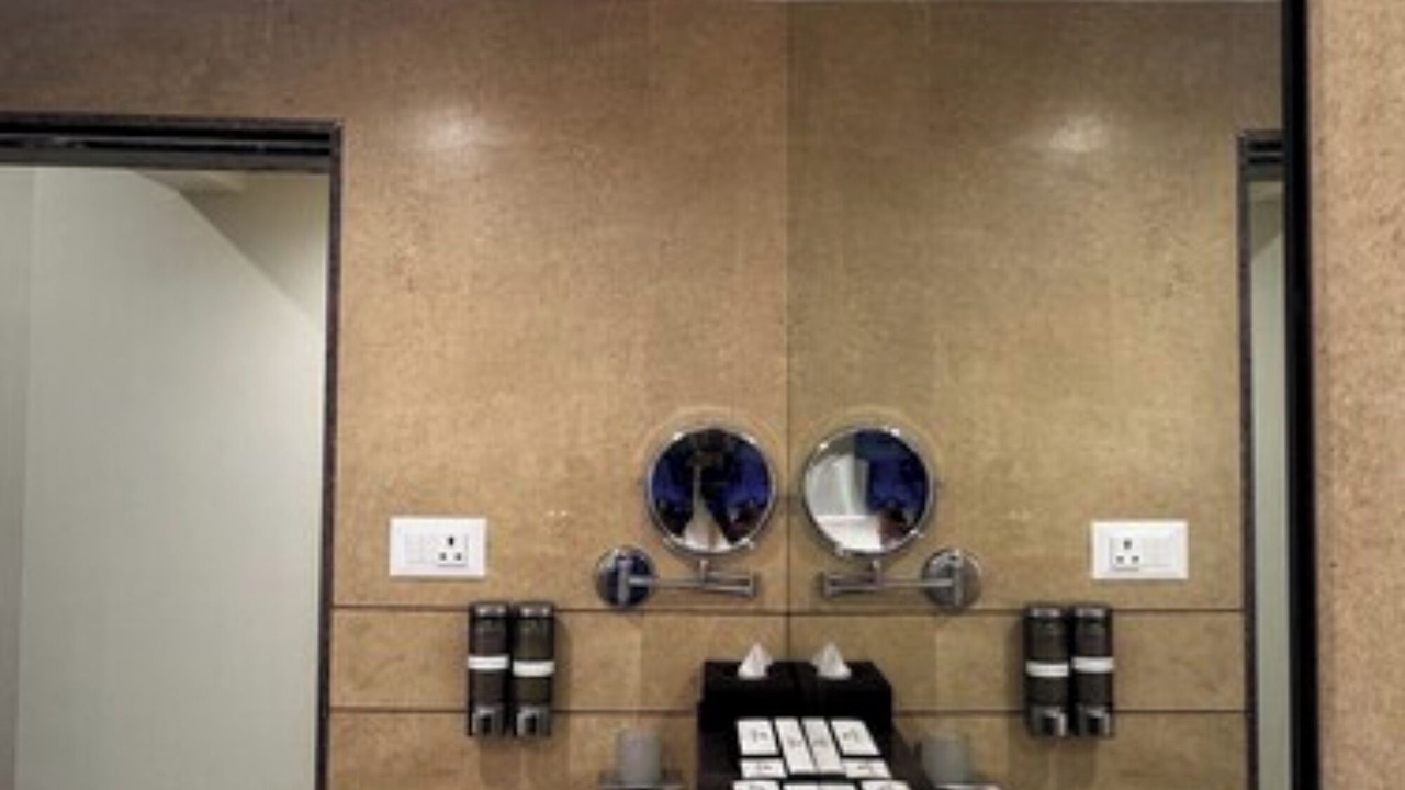 Photo of Bathroom in Sayajiganj