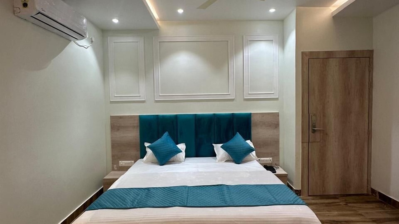 Photo of Bedroom in Allahabad