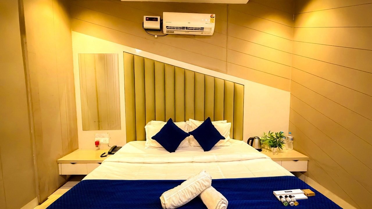 Photo of Bedroom in Mathura