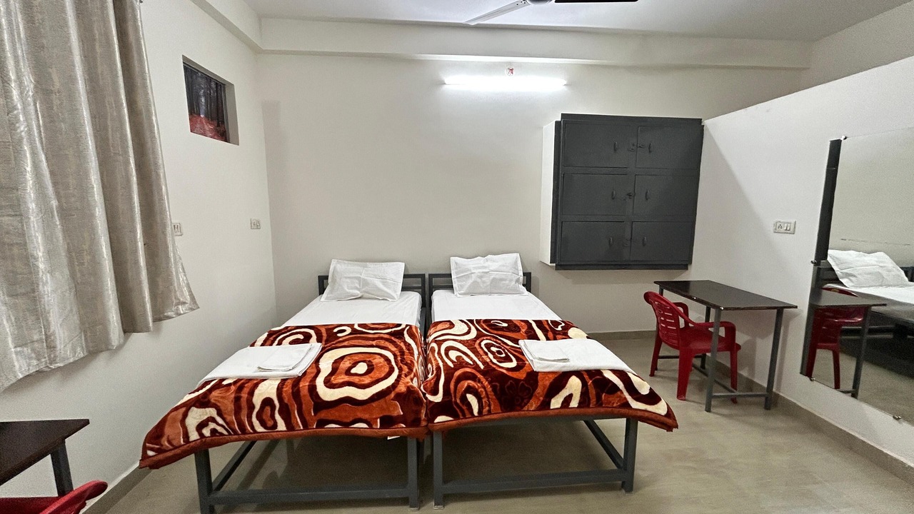 Photo of Bedroom in Allahabad