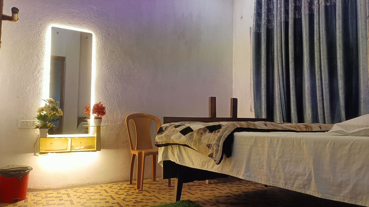 Photo of Bedroom in Katihar