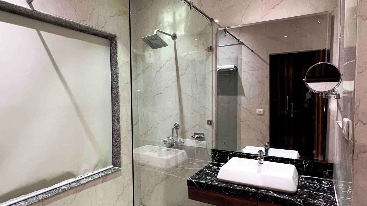 Photo of Bathroom in Mahipalpur Extension