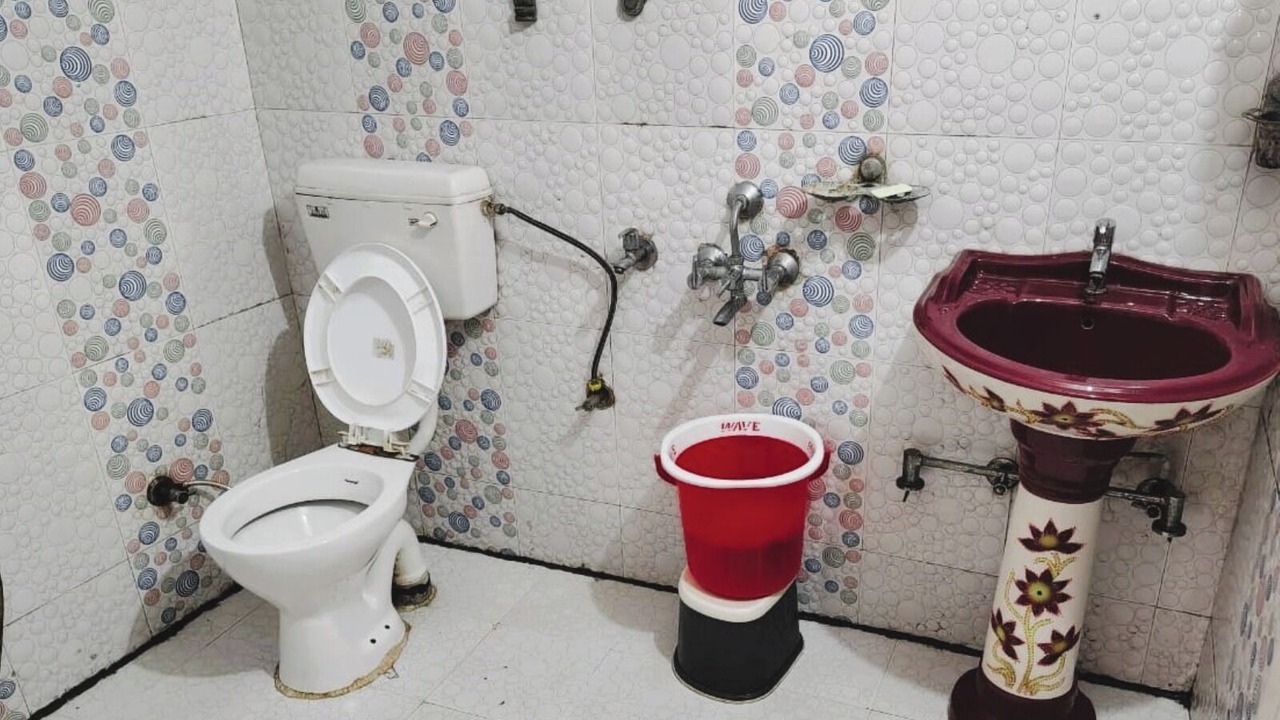 Photo of Bathroom in Charbagh