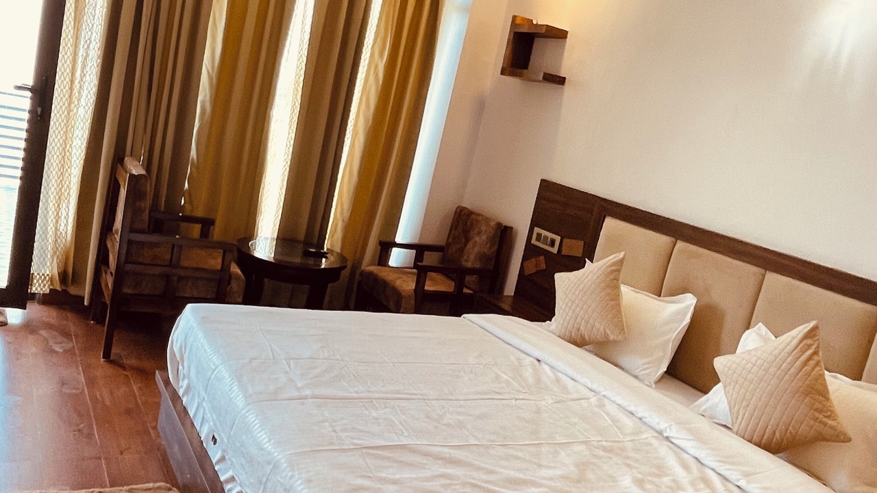 Photo of Livingroom in Tehri