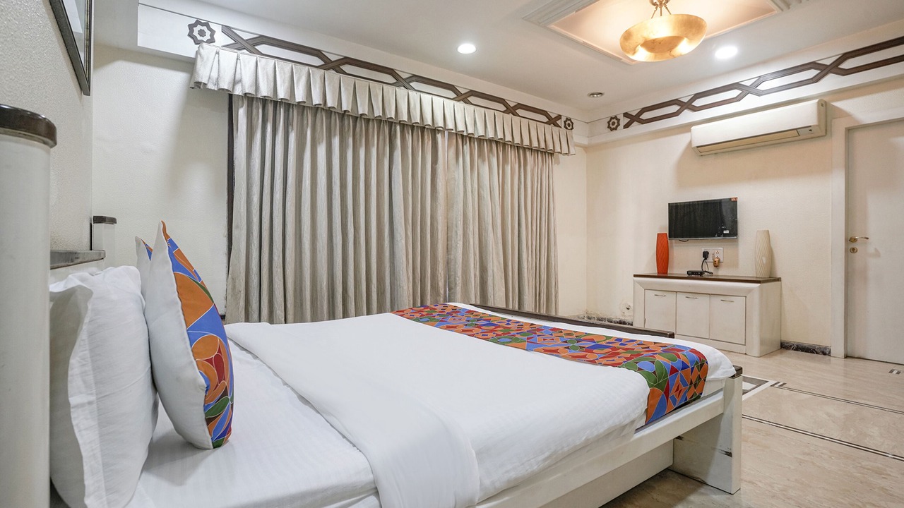 Photo of Bedroom in J B Nagar