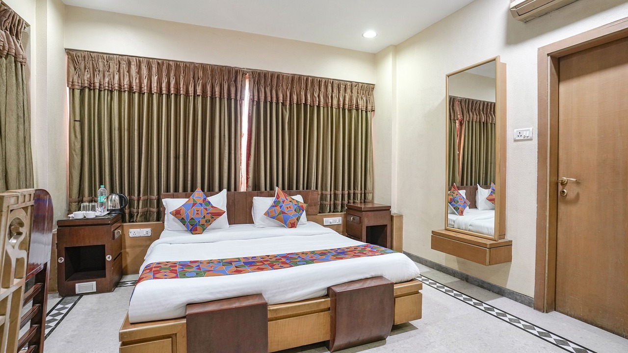 Photo of Bedroom in J B Nagar