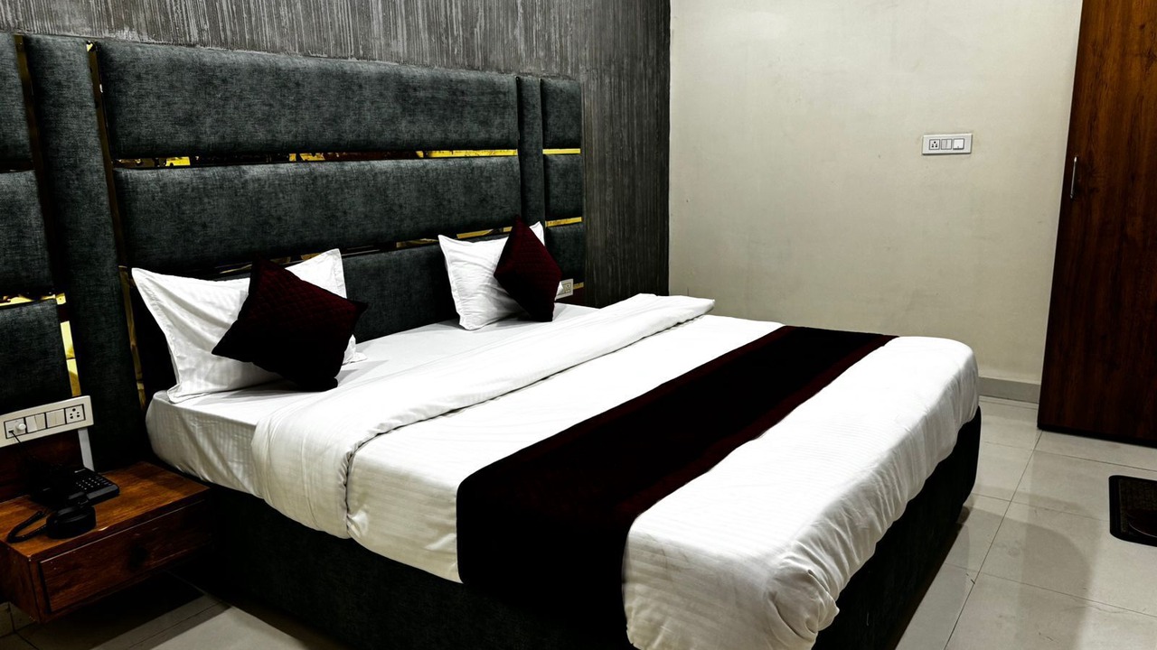 Photo of Bedroom in Indore