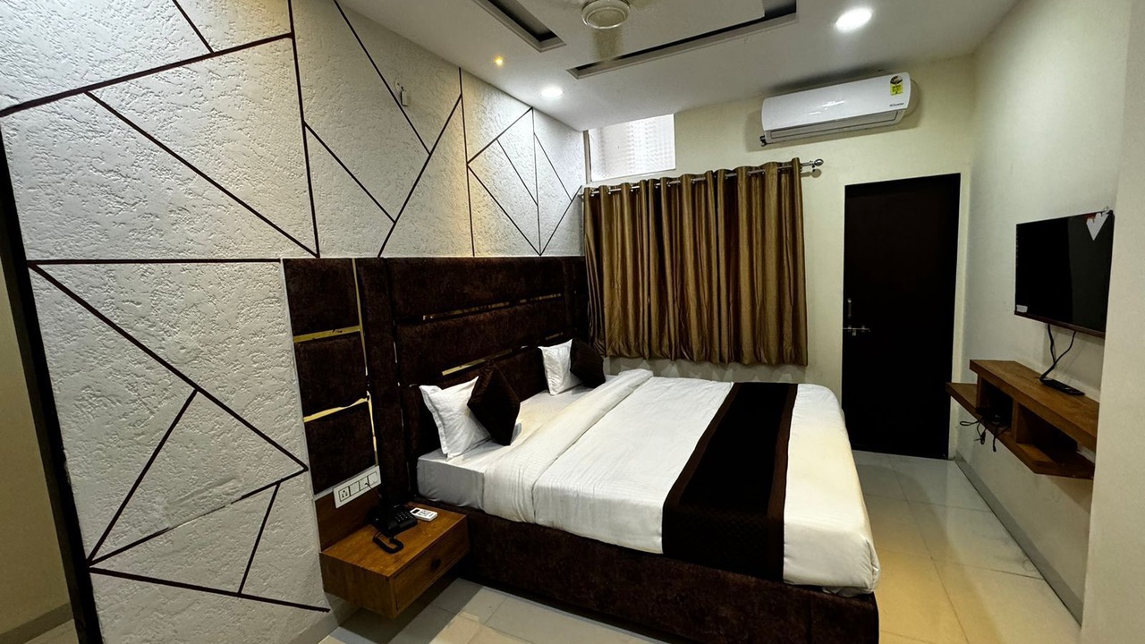 Photo of Bedroom in Indore