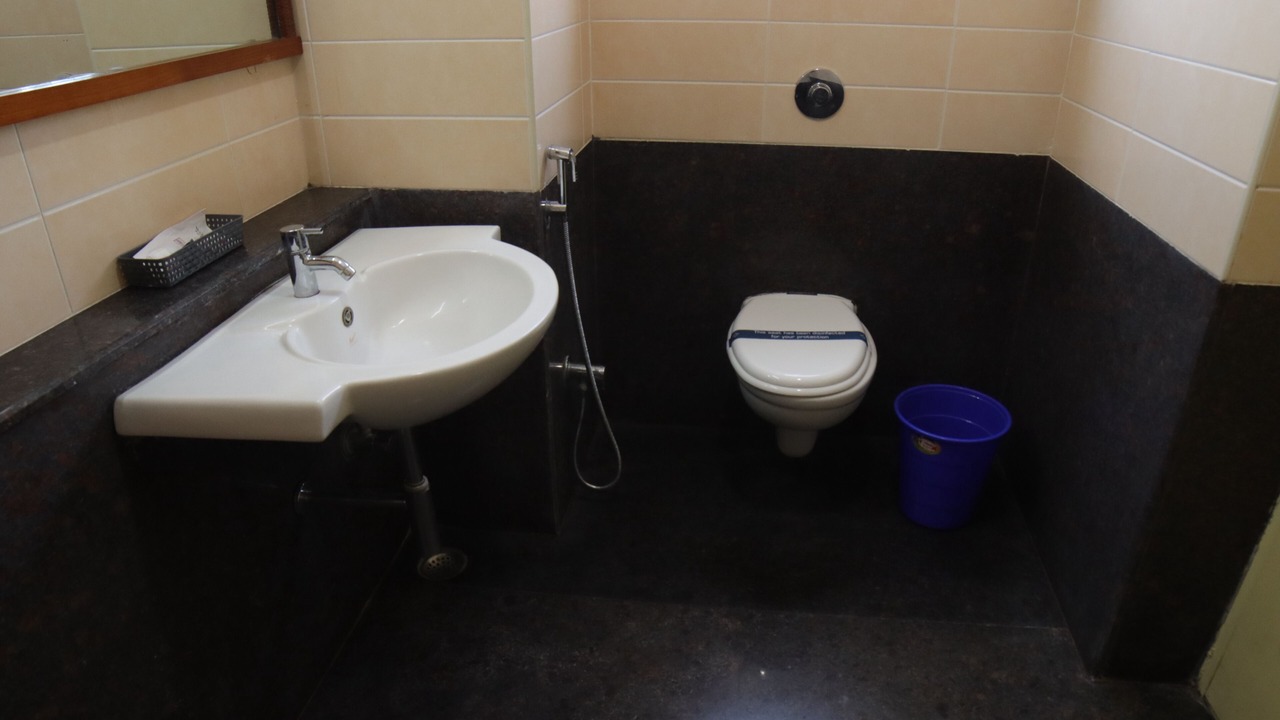 Photo of Bathroom in Tiruchirappalli