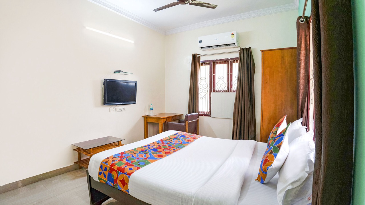 Photo of Bedroom in Parthasarathy Puram