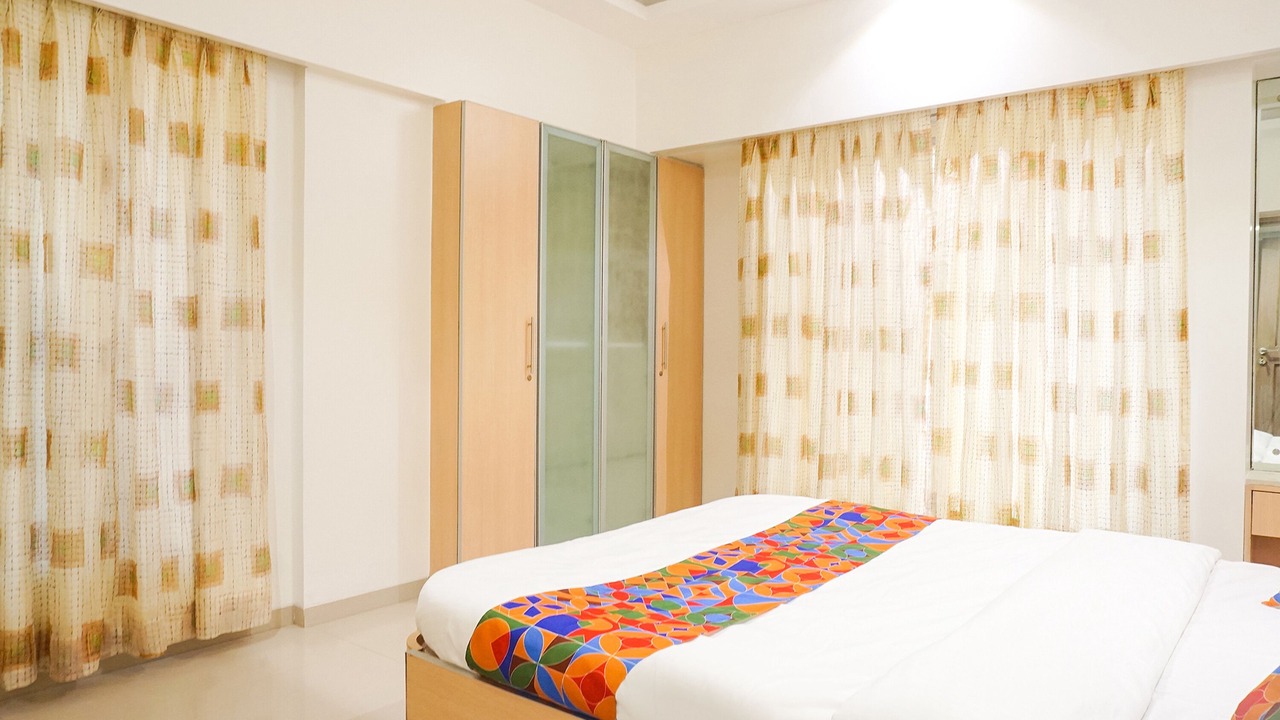 Photo of Bedroom in Yerawada