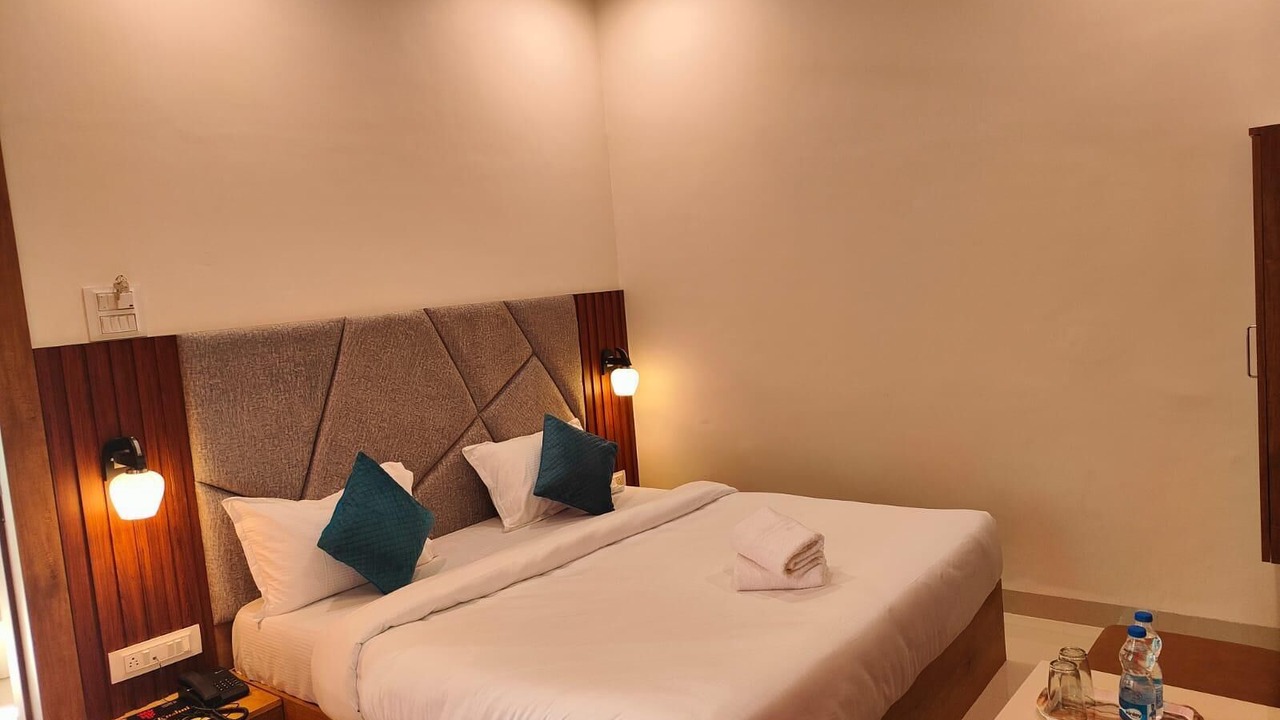Photo of Bedroom in Maihar
