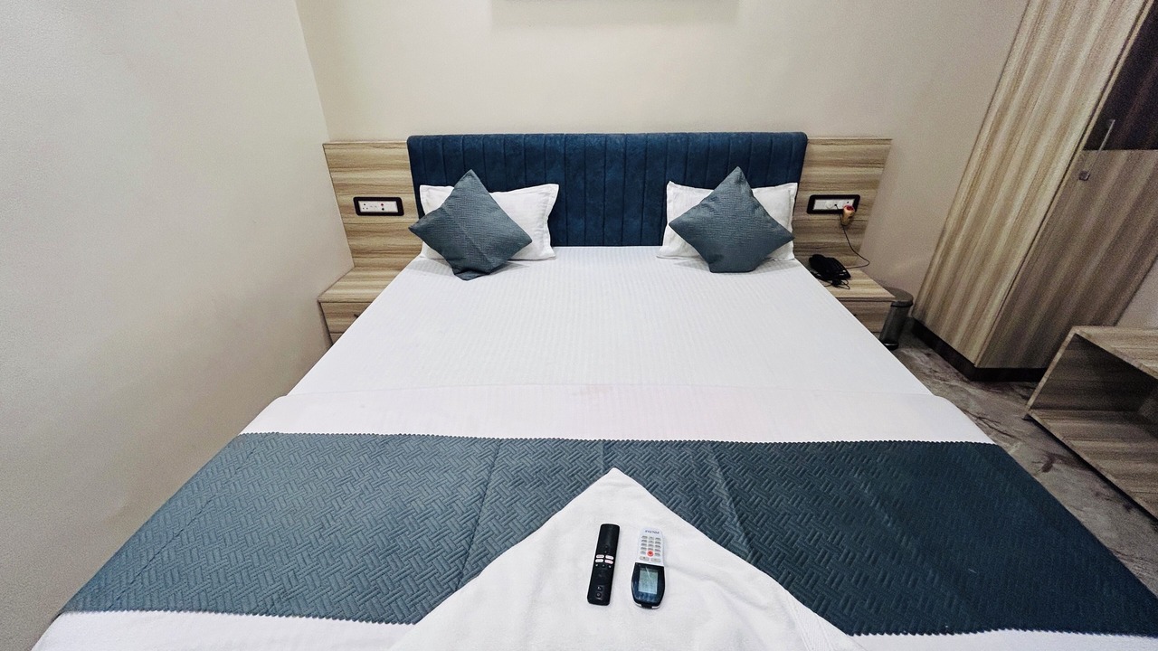 Photo of Bedroom in Darbhanga