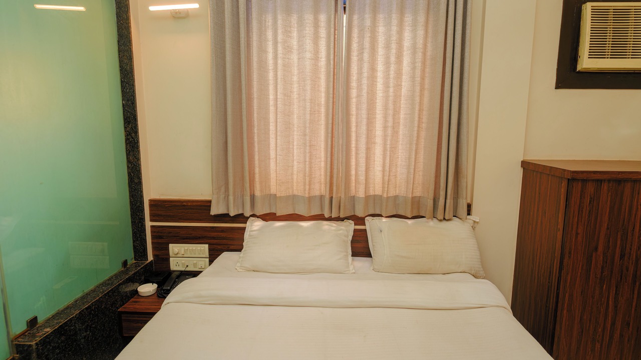 Photo of Bedroom in Navi Mumbai