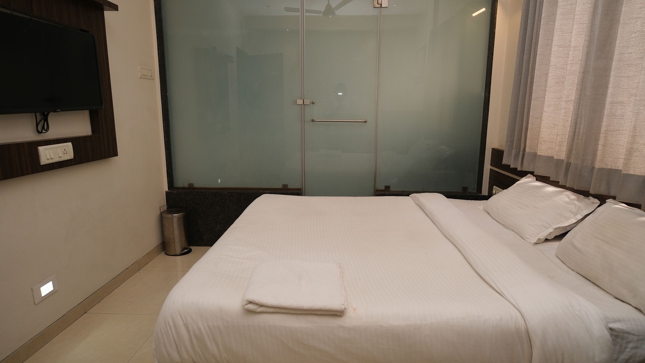 Photo of Bedroom in Navi Mumbai