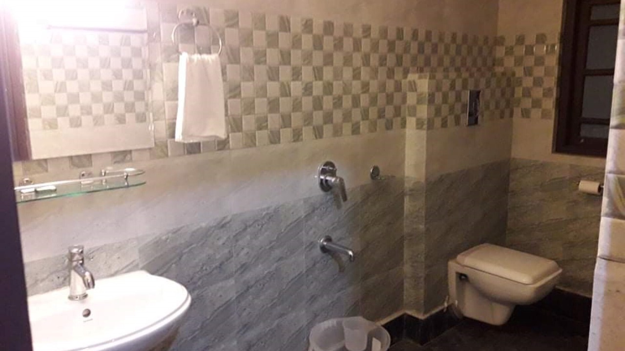 Photo of Bathroom in Turuk
