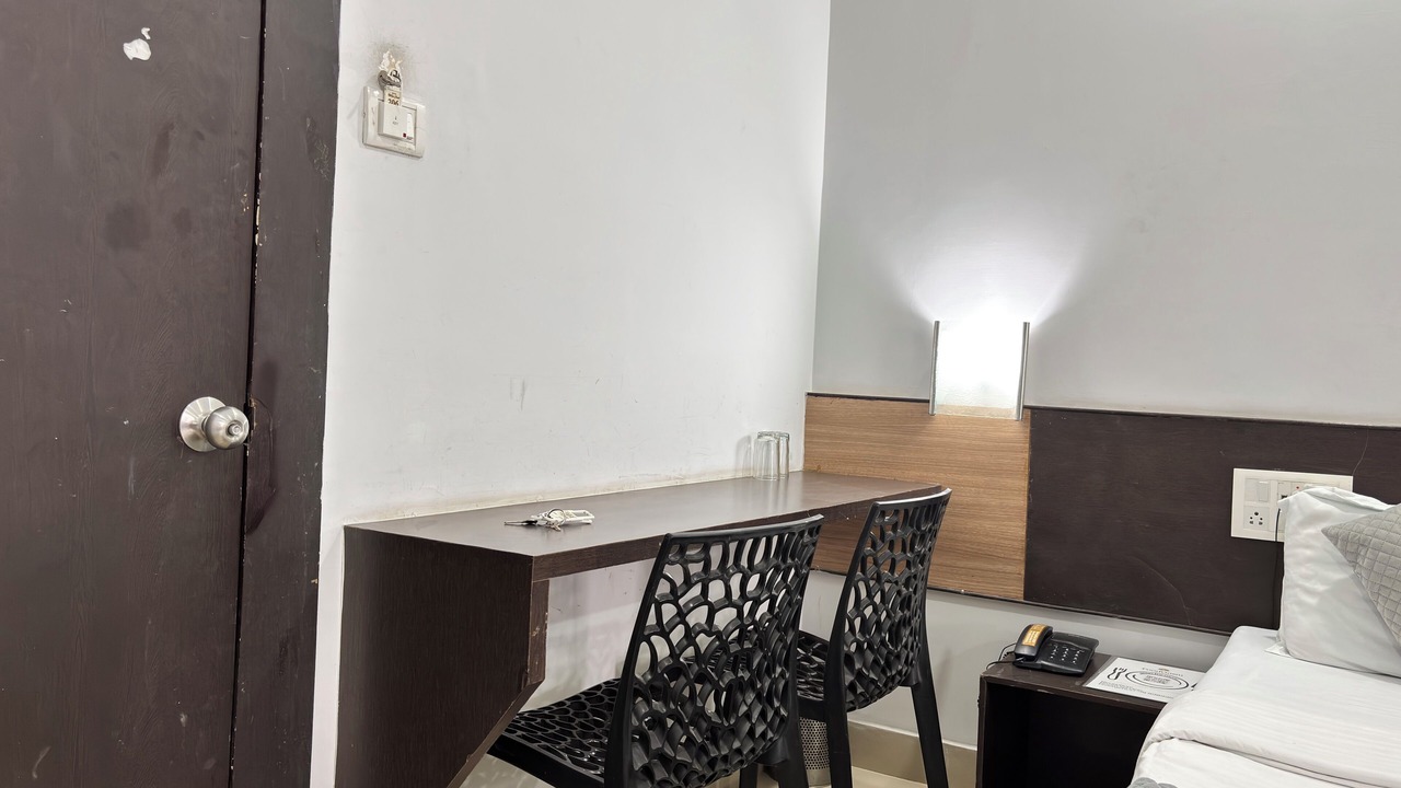Photo of Bedroom in Jabalpur